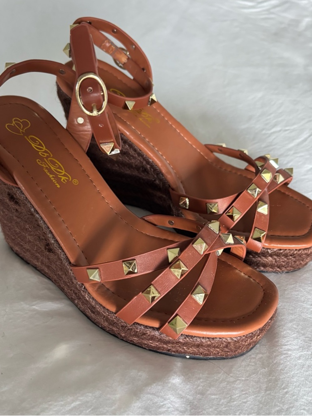 DbDk Fashion Brown Pyramid-Stud Platform Wedges with Ankle Strap